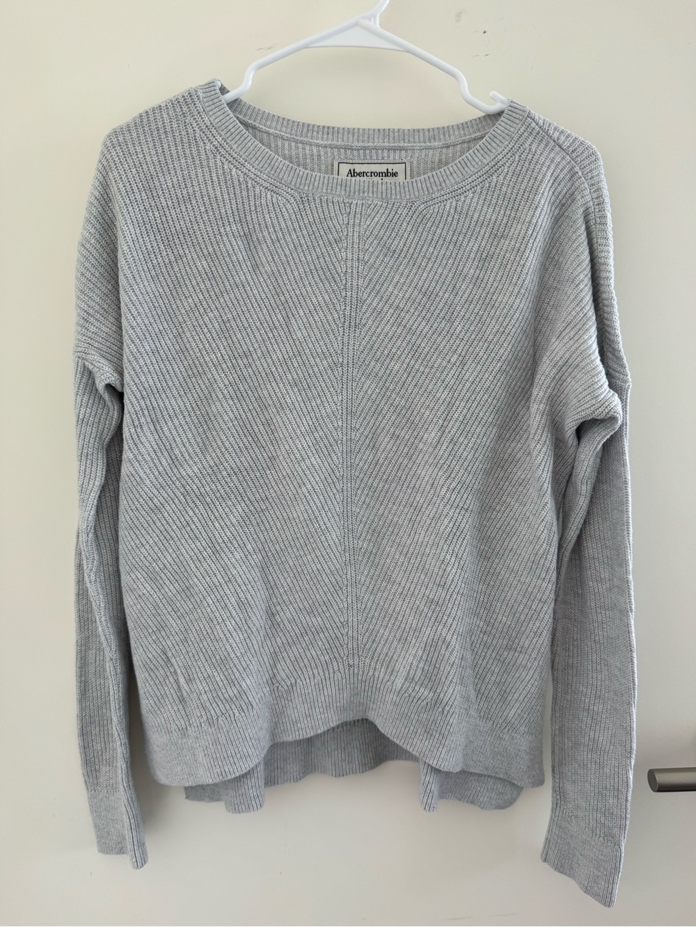 Abercrombie & Fitch Light Gray Ribbed Knit Top - Picture 2 of 3